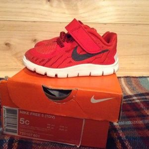 Nike Free 5 Size 5C